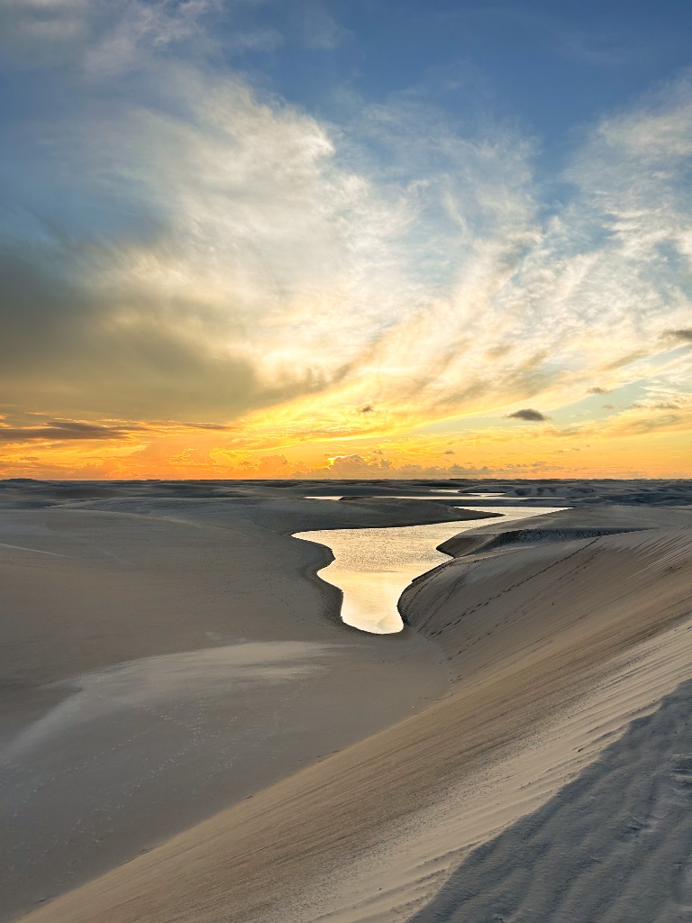 Lagoa Bonita nos Lençóis Maranhenses